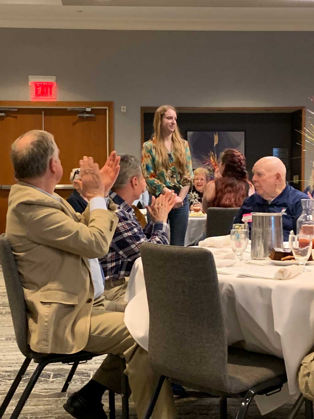 Ohio's Community Mercy Hospice Celebrates Volunteers at Banquet
