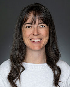 Dr. Annie Schoen