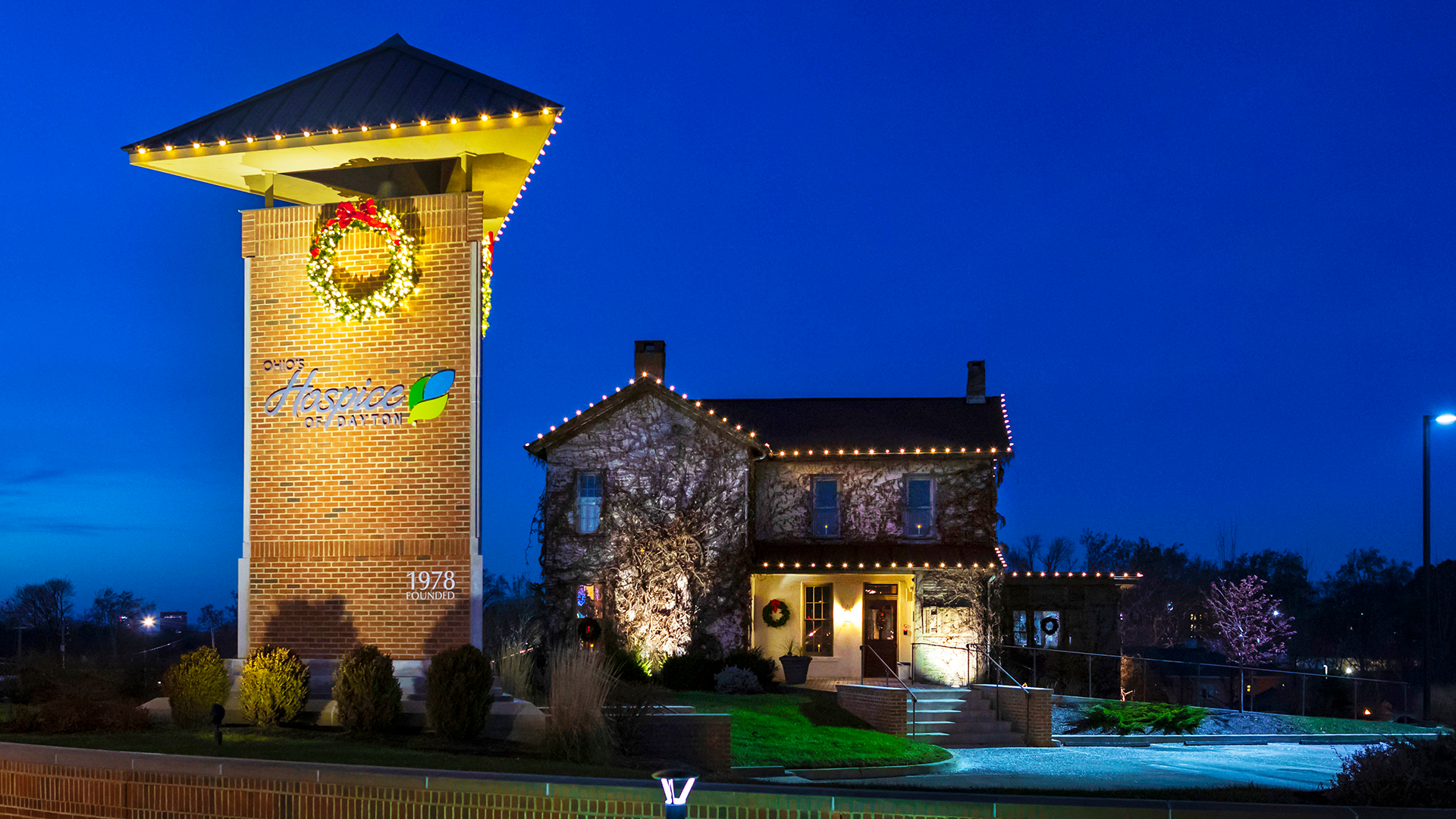 Untitled-1_0002_hospice_holidays-1770_edit