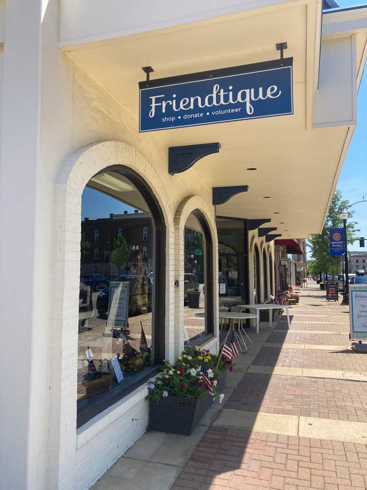 Friendtique storefront in Wooster, OH
